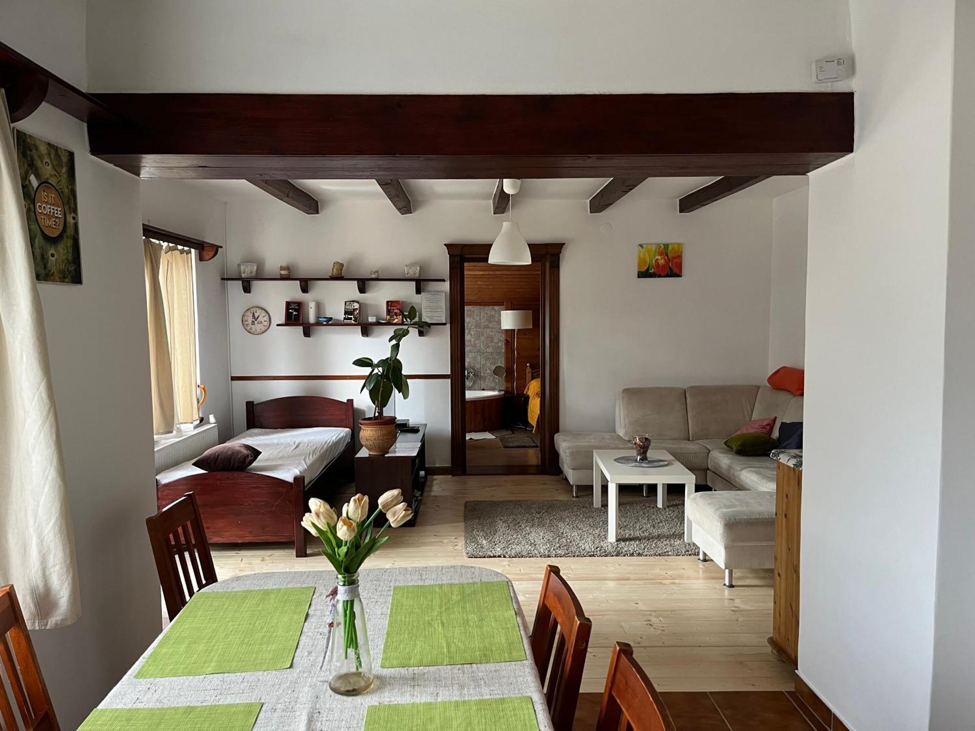 Idill Ueduelohaz Villa ทิสซาฟือแรด ภายนอก รูปภาพ