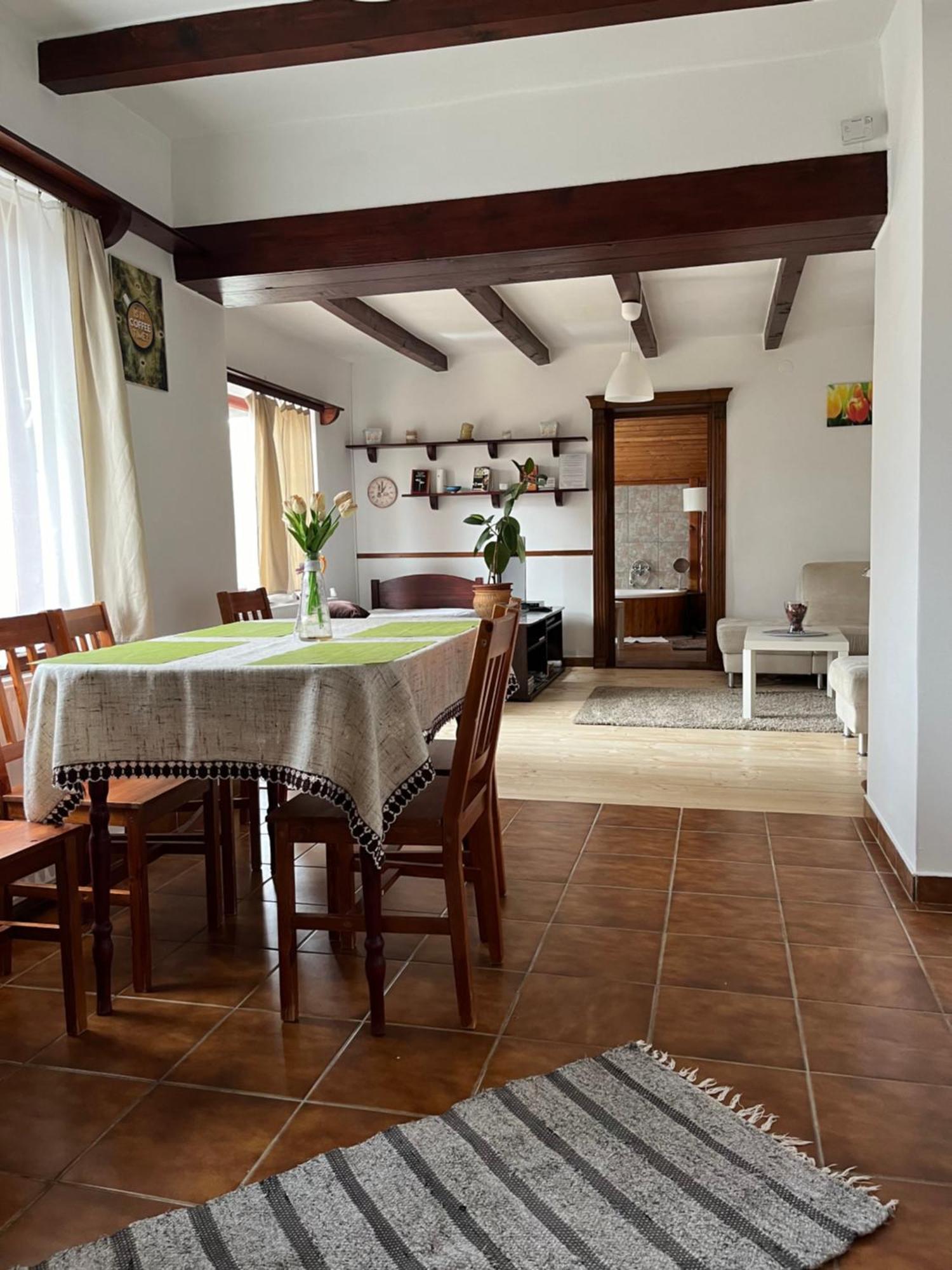 Idill Ueduelohaz Villa ทิสซาฟือแรด ภายนอก รูปภาพ